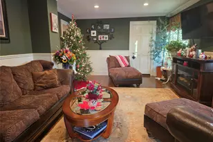 1405 Ohio Ave, Bay Shore, NY 11706 - Photo 10