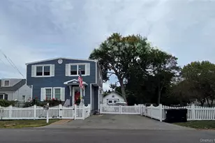 1405 Ohio Ave, Bay Shore, NY 11706 - Photo 2