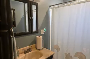 1405 Ohio Ave, Bay Shore, NY 11706 - Photo 20