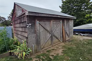 1405 Ohio Ave, Bay Shore, NY 11706 - Photo 6