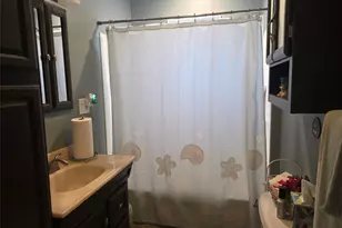 1405 Ohio Ave, Bay Shore, NY 11706 - Photo 20