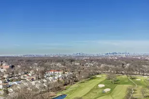 269-10 Grand Central Pkwy, Floral Park, NY 11005 - Photo 30