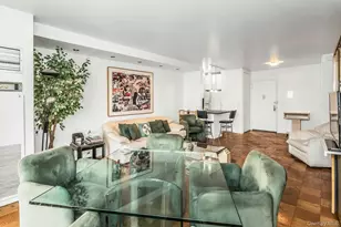 269-10 Grand Central Pkwy, Floral Park, NY 11005 - Photo 10