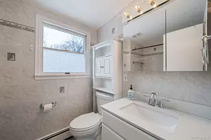 [Address not provided], Bohemia, NY 11716 - Photo 14