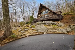 36 Kirk Lake Dr, Mahopac, NY 10541 - Photo 4