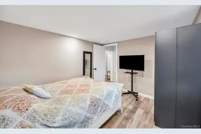 62 Forest Avenue, Lake Grove, NY 11755 - Photo 24