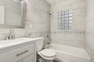 16 Belgrave Ave, Bay Shore, NY 11706 - Photo 10