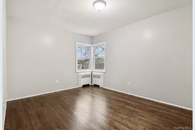 16 Belgrave Avenue, Bay Shore, NY 11706 - Photo 14