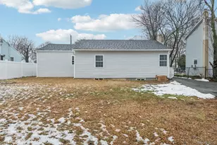 16 Belgrave Ave, Bay Shore, NY 11706 - Photo 26