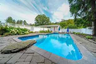 12 Capri Dr, Spring Valley, NY 10977 - Photo 10