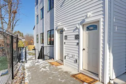 4 Howard Drive #213, Spring Valley, NY 10977 - Photo 2