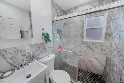 146 Terrace Avenue, Elmont, NY 11003 - Photo 8