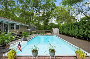 12 Debragga Ave, East Moriches, NY 11940 - Photo 22