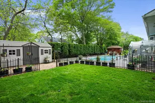 12 Debragga Ave, East Moriches, NY 11940 - Photo 30