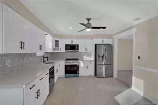 78 Juniper Ave, Ronkonkoma, NY 11779 - Photo 8