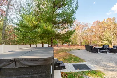 1 Brittany Court, Ridge, NY 11961 - Photo 28