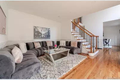 1 Brittany Court, Ridge, NY 11961 - Photo 4