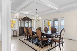 17 Ludlow Ln, Hampton Bays, NY 11946 - Photo 14