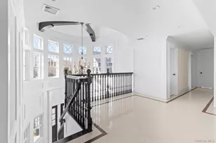 17 Ludlow Ln, Hampton Bays, NY 11946 - Photo 28