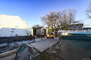 1761 Grant Ave, East Meadow, NY 11554 - Photo 20