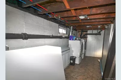 1761 Grant Avenue, East Meadow, NY 11554 - Photo 18