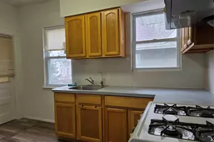 [Address not provided], Richmond Hill, NY 11418 - Photo 6