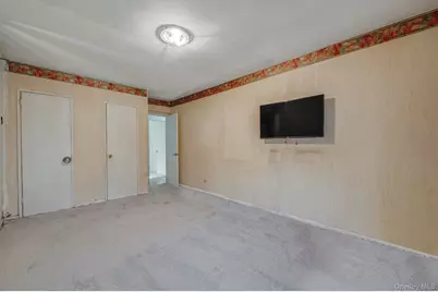 2552 E 7 Street #1H, Brooklyn, NY 11235 - Photo 8