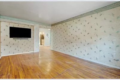 2552 E 7 Street #1H, Brooklyn, NY 11235 - Photo 6