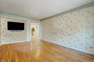 2552 E 7th St, Brooklyn, NY 11235 - Photo 6