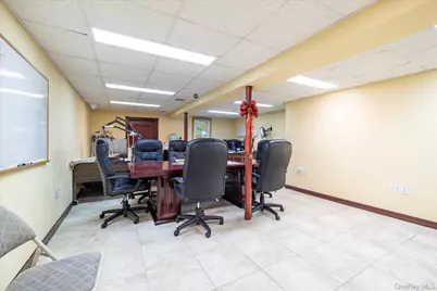 5019 Avenue N, Brooklyn, NY 11234 - Photo 12