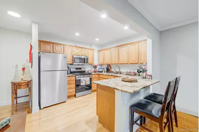 124 Smith Street #3F, Freeport, NY 11520 - Photo 6