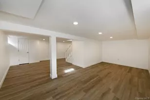 34 Warner Rd, Huntington, NY 11743 - Photo 40