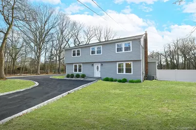 34 Warner Road, Huntington, NY 11743 - Photo 2