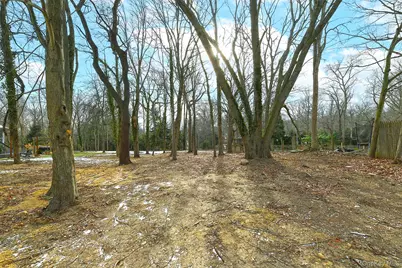 34 Warner Road, Huntington, NY 11743 - Photo 36