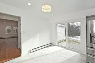 34 Warner Rd, Huntington, NY 11743 - Photo 18