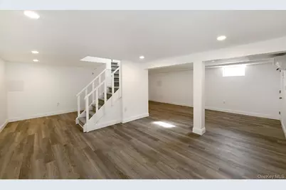 34 Warner Road, Huntington, NY 11743 - Photo 32