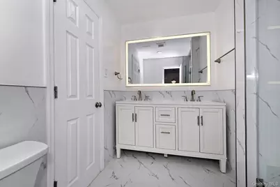 34 Warner Road, Huntington, NY 11743 - Photo 26