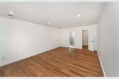 34 Warner Road, Huntington, NY 11743 - Photo 26