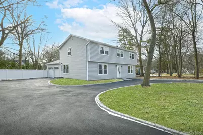 34 Warner Road, Huntington, NY 11743 - Photo 2