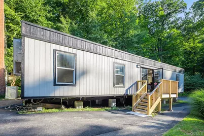 996 Haverstraw Road, Suffern, NY 10901 - Photo 42