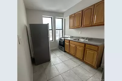 10920 101st Avenue #Aparment 2R, Richmond Hill, NY 11419 - Photo 6