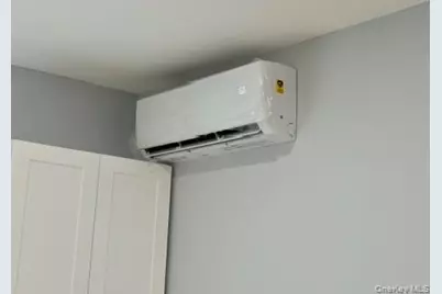 23 Belknap Avenue, Yonkers, NY 10710 - Photo 2