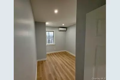 23 Belknap Avenue, Yonkers, NY 10710 - Photo 1