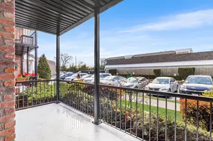 210 Fulton St, Farmingdale, NY 11735 - Photo 16