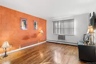 210 Fulton St, Farmingdale, NY 11735 - Photo 12