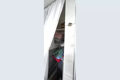 290 Roberts Avenue, Yonkers, NY 10703 - Photo 18