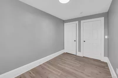 31-33 Burr Avenue, Hempstead, NY 11550 - Photo 16