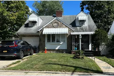 613 Adams Avenue, Hempstead, NY 11552 - Photo 1