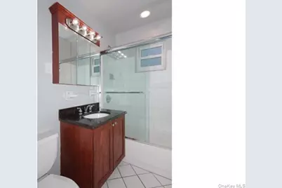 652 Veterans Highway #1-2B, Hauppauge, NY 11788 - Photo 8