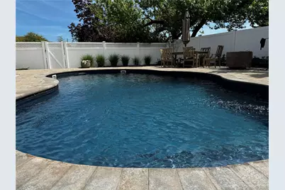 66 Country Village Lane, East Islip, NY 11730 - Photo 34